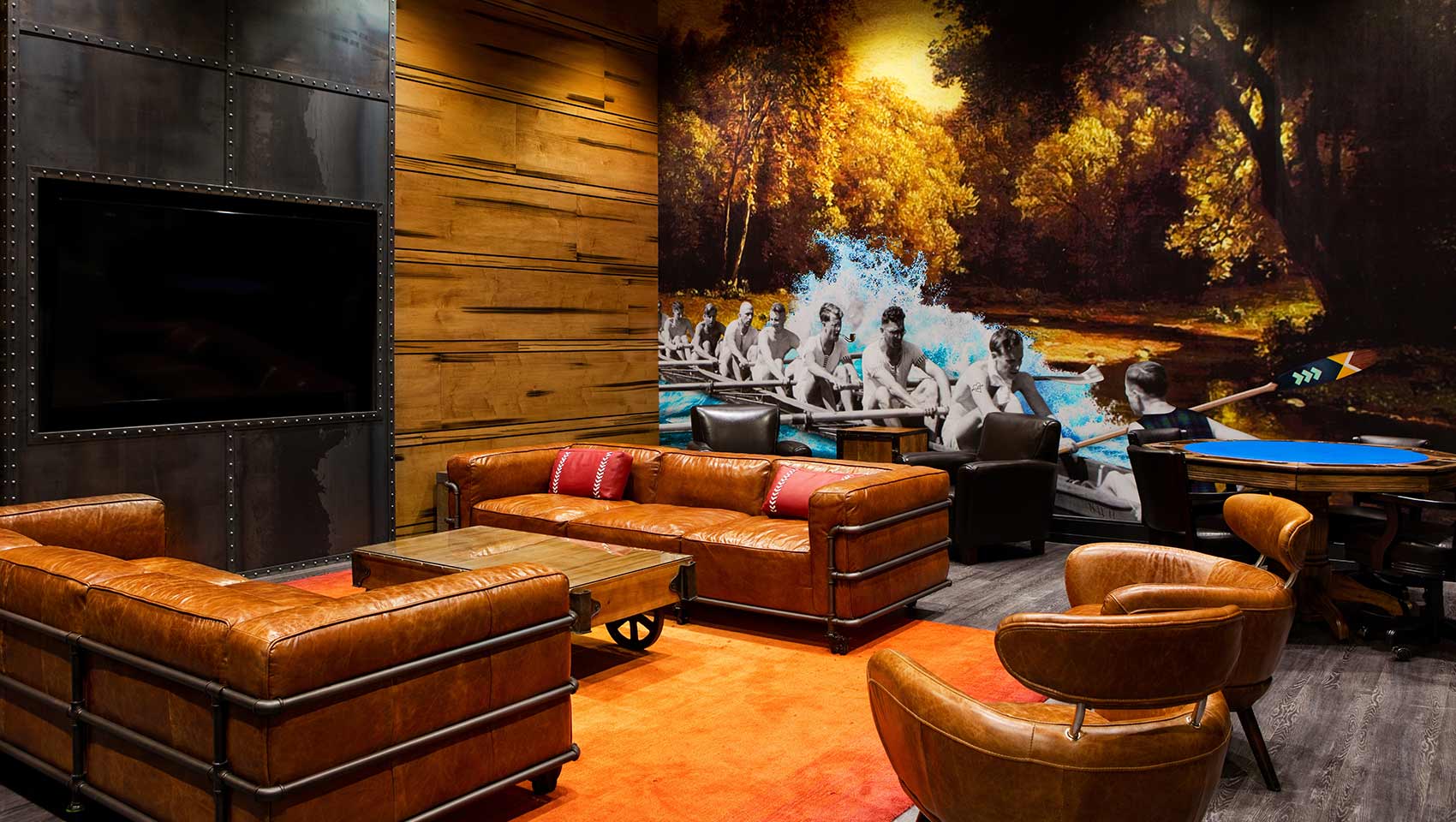 Cardinal lounge